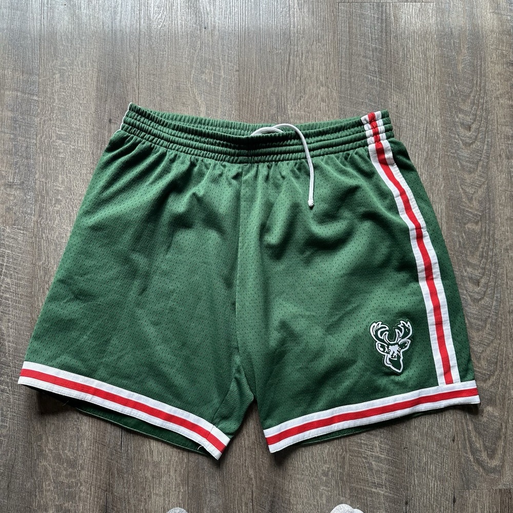 Mitchell & Ness 1971 MILWAUKEE BUCKS NBA Basketball Shorts Hardwood Classics 2XL